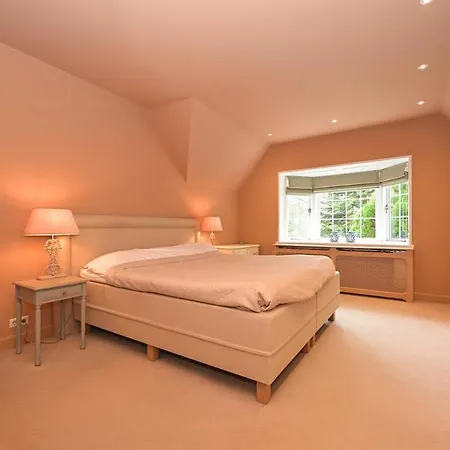 Charming Near & Dunes! Villa *