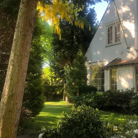 Charming Near & Dunes! Villa *