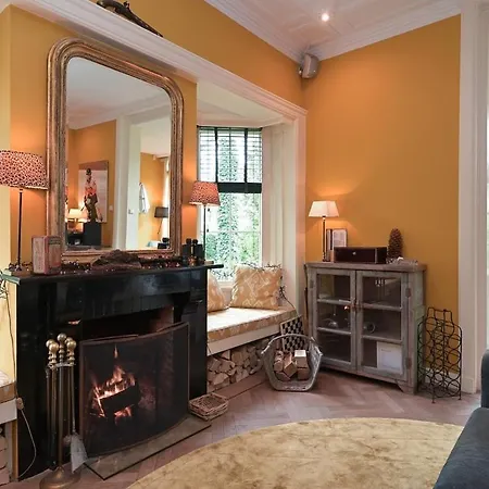 Charming Near & Dunes! *
